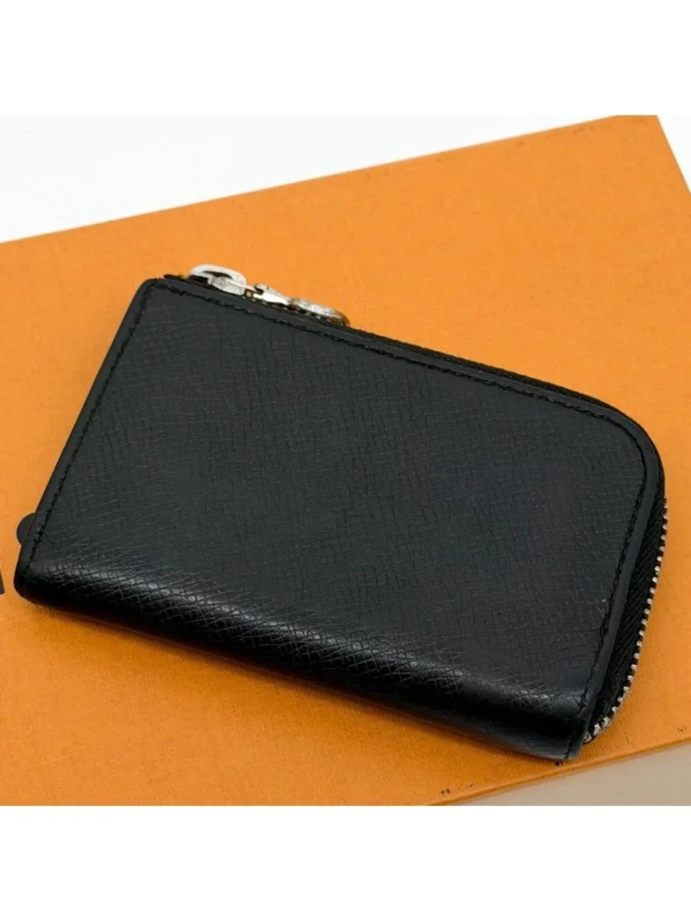 Louis Vuitton Porte Monnaie Jour Taiga Black Compact Coin Purse